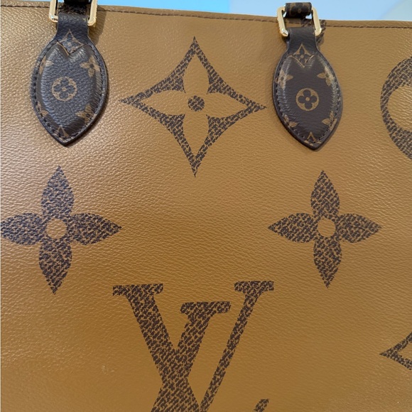 Louis Vuitton Brown and Tan Monogram Handbag - Picture 7 of 7